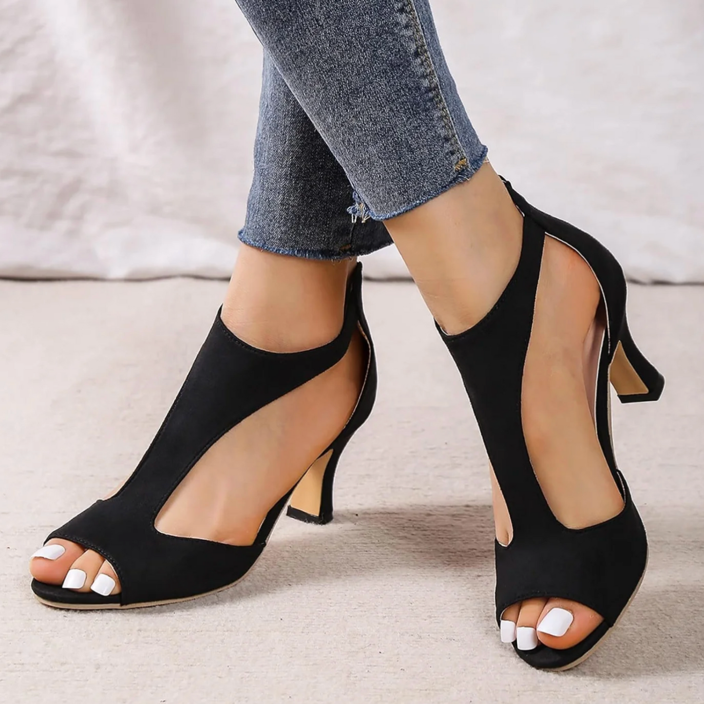 Orthopedic leather high heels